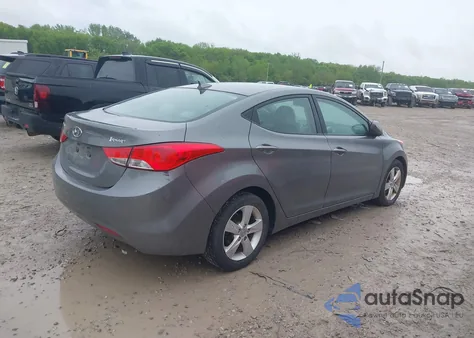 2013 Hyundai Elantra Gls z USA, uszkodzony, nr VIN 5NPDH4AE1DH342822